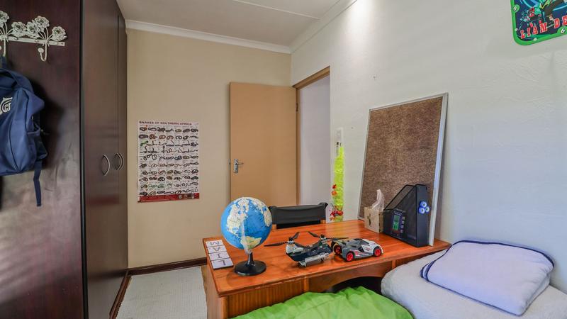 5 Bedroom Property for Sale in Dana Bay Western Cape